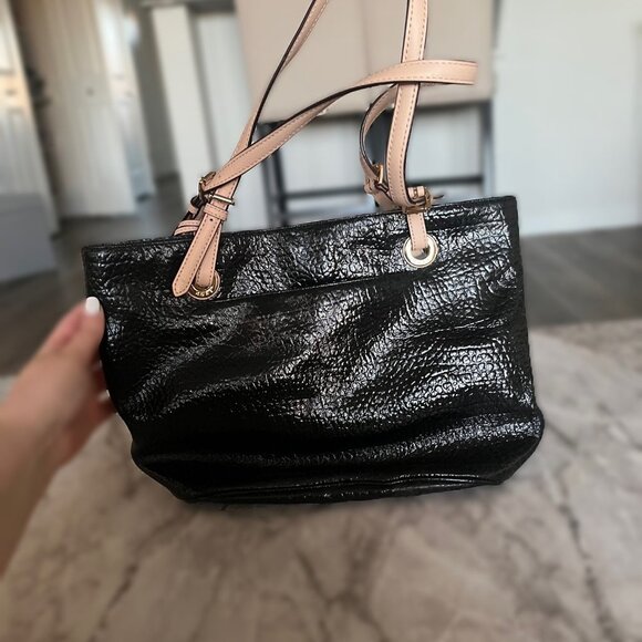 NWT Authentic Michael Kors Jet Set Leather Medium Tote Bag, Black - Picture 4 of 10